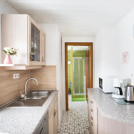 4 Bett Lavendel 公寓 *